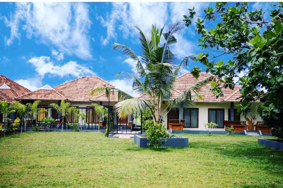 Kottackal Nature Inn Nedumbassery Esterno foto