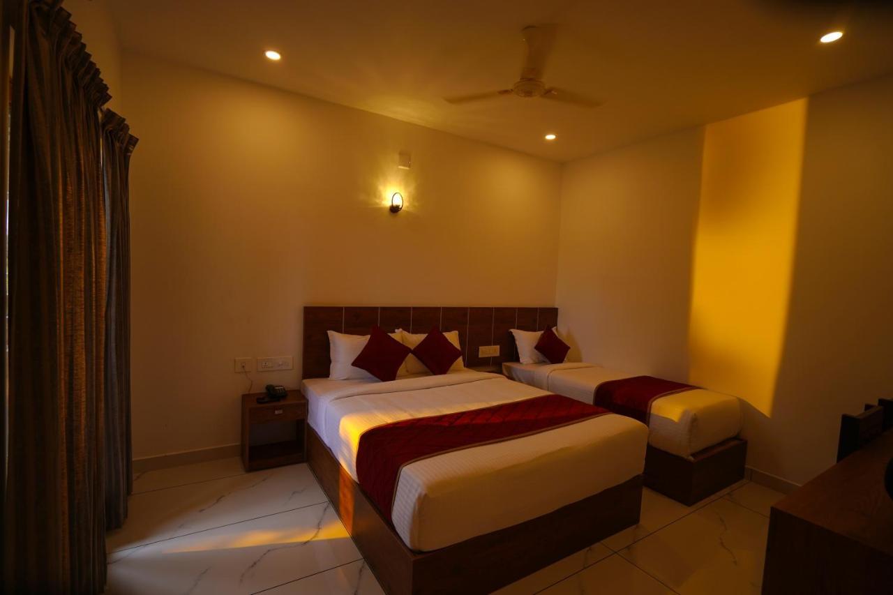 Kottackal Nature Inn Nedumbassery Esterno foto