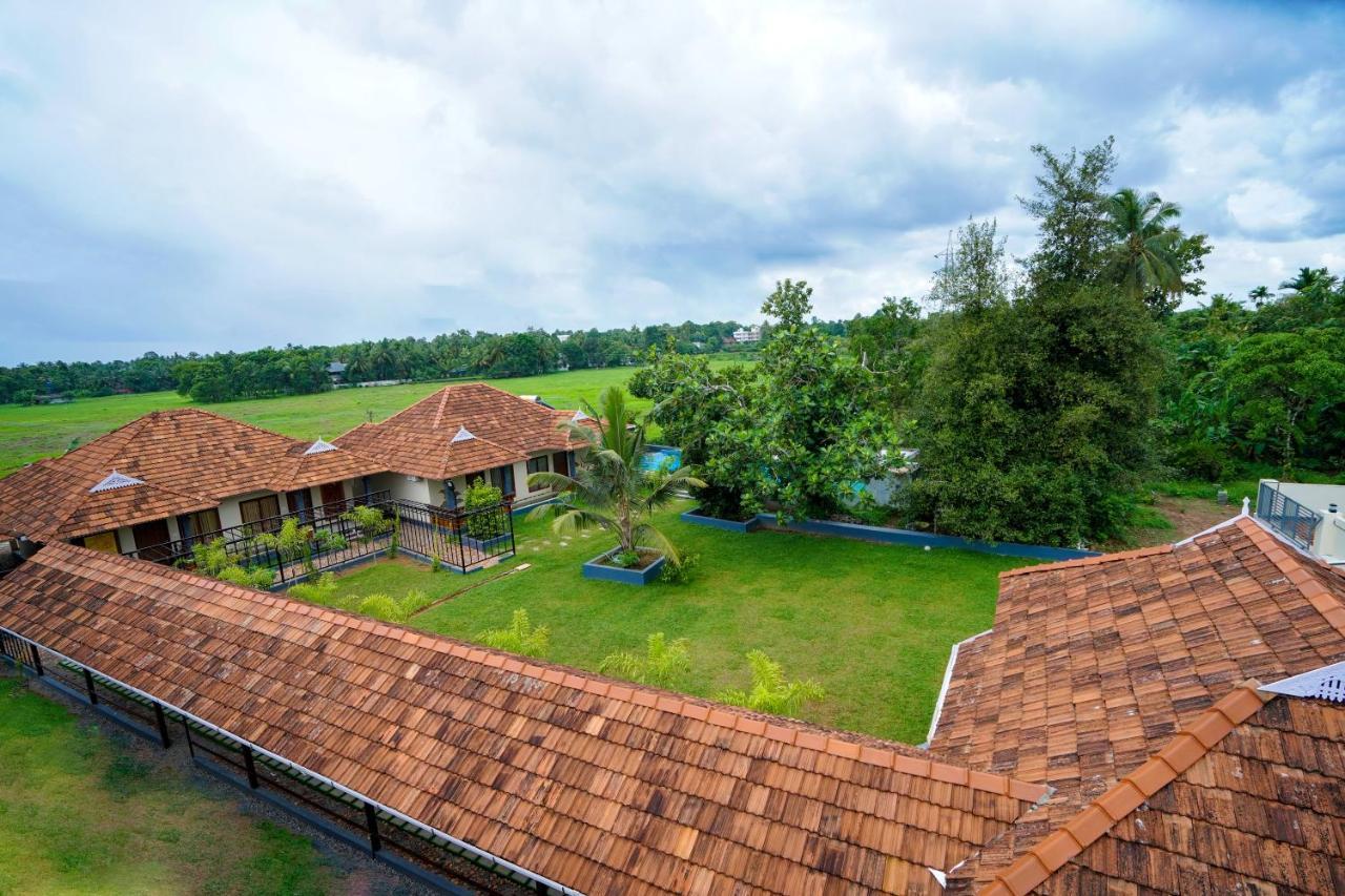 Kottackal Nature Inn Nedumbassery Esterno foto
