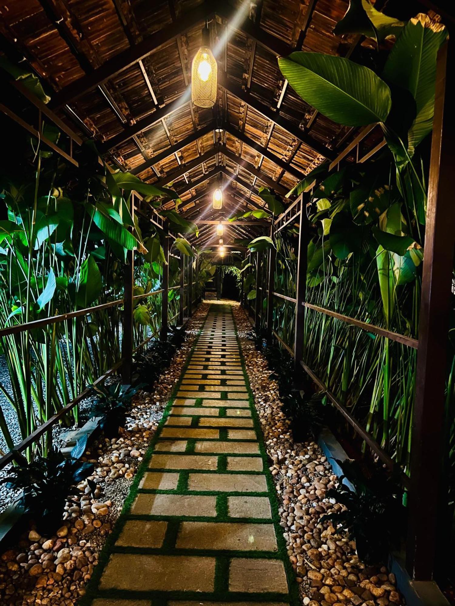 Kottackal Nature Inn Nedumbassery Esterno foto